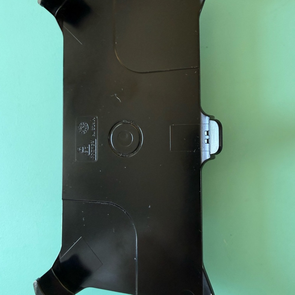 OtterBox Black iPhone 13/14/15 Belt Holster ONLY - Picture 7 of 13